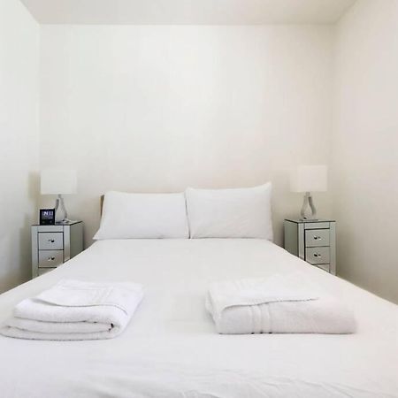 Beautiful 2 Bedroom Mews House With Parking By The Beach Brighton Exterior photo