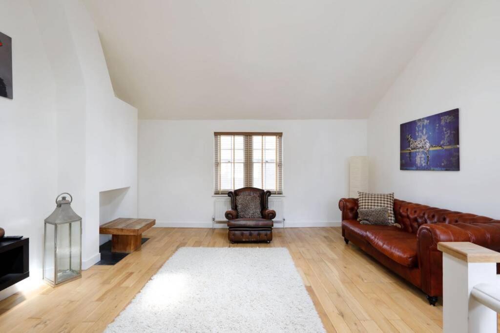 Beautiful 2 Bedroom Mews House With Parking By The Beach Brighton Exterior photo